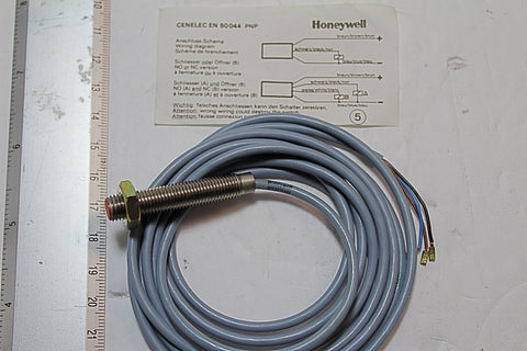 Honeywell 922AA1Y-A4P Proximity Sensor