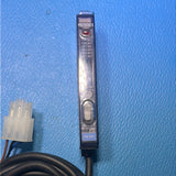 Keyence FS-V11 Fiber Optic Photoelectric Sensor Amplifier (L-049-0508)